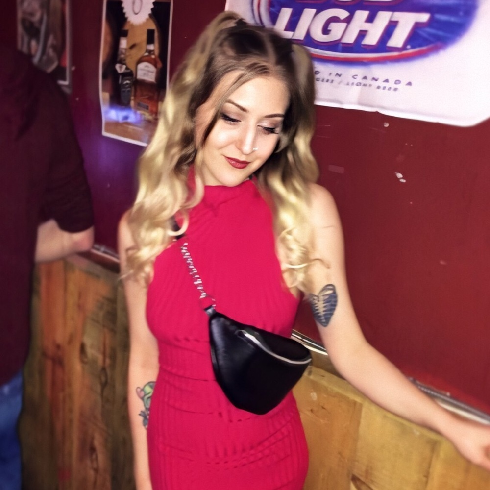 Meet your Posher, Taylor